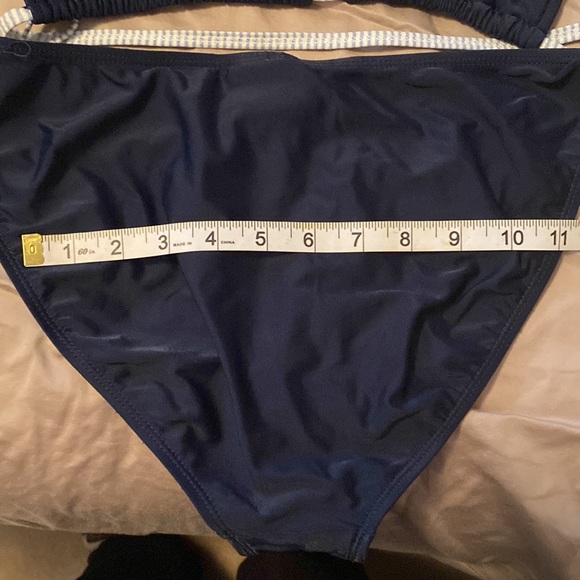 Swimsuit - Picture 4 of 5